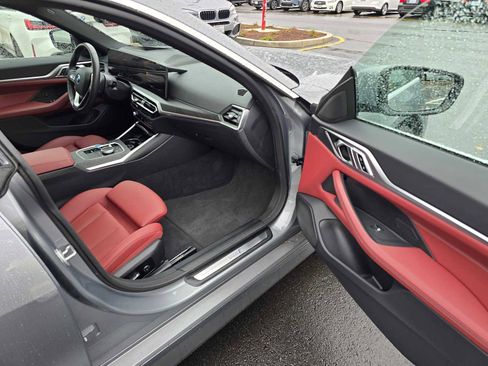 Used 2024 BMW i4 eDrive35 w/ Premium Package image 12