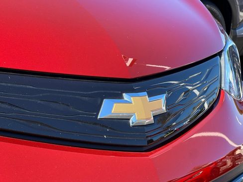 Used 2020 Chevrolet Bolt LT FWD image 41