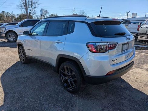 New 2026 Jeep Compass Latitude image 6