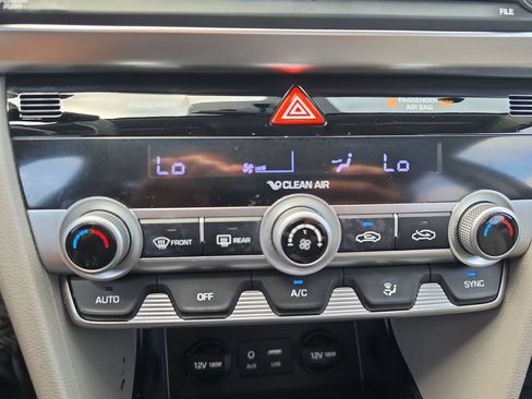 Used 2020 Hyundai Elantra SEL w/ Cargo Package (C1) FWD image 19
