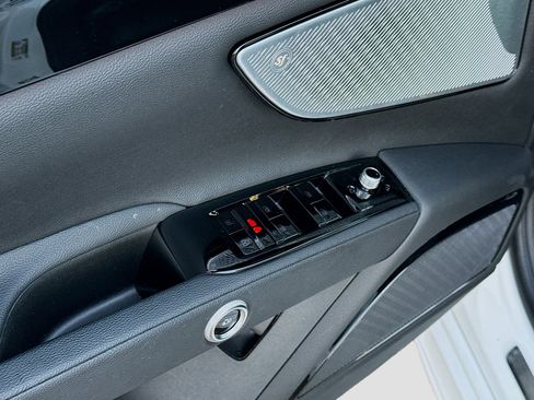 Certified 2024 Maserati Grecale GT image 23