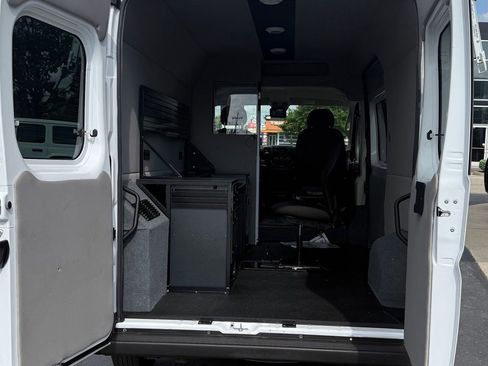 Used 2021 RAM ProMaster 1500 FWD image 12