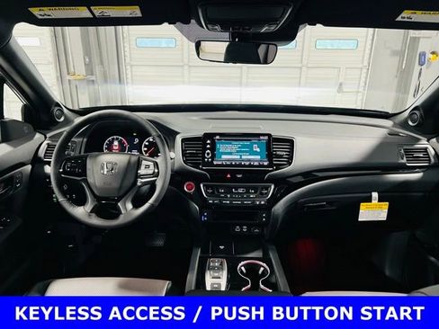 New 2026 Honda Ridgeline Black Edition image 4