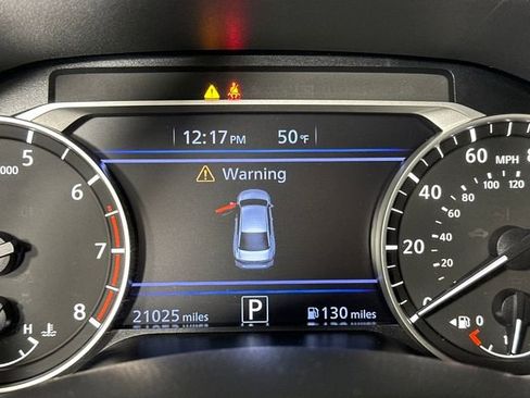 Used 2023 Nissan Altima 2.5 SV image 18