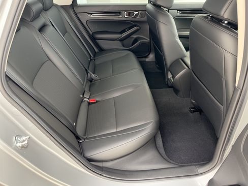 Used 2022 Honda Civic Touring image 29