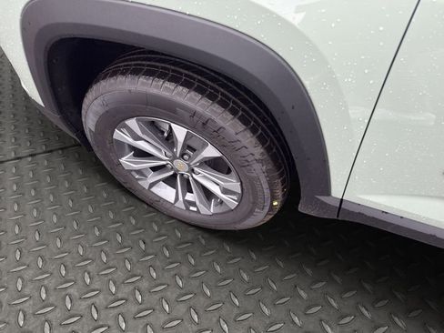 New 2026 Chevrolet Equinox LT image 21