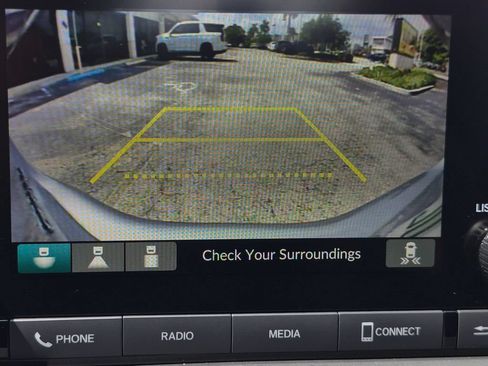 Used 2025 Honda Accord SE image 18