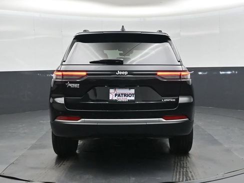 New 2026 Jeep Grand Cherokee Limited RWD image 5