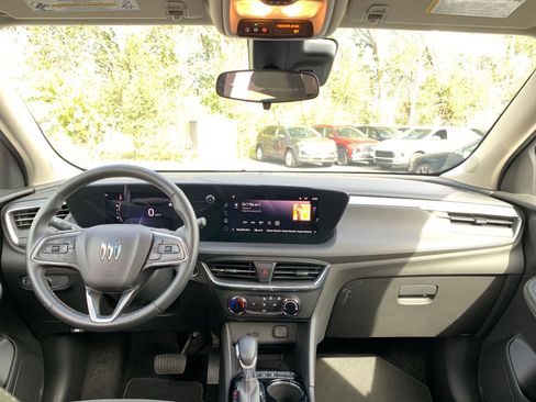 Used 2025 Buick Encore GX Preferred image 31