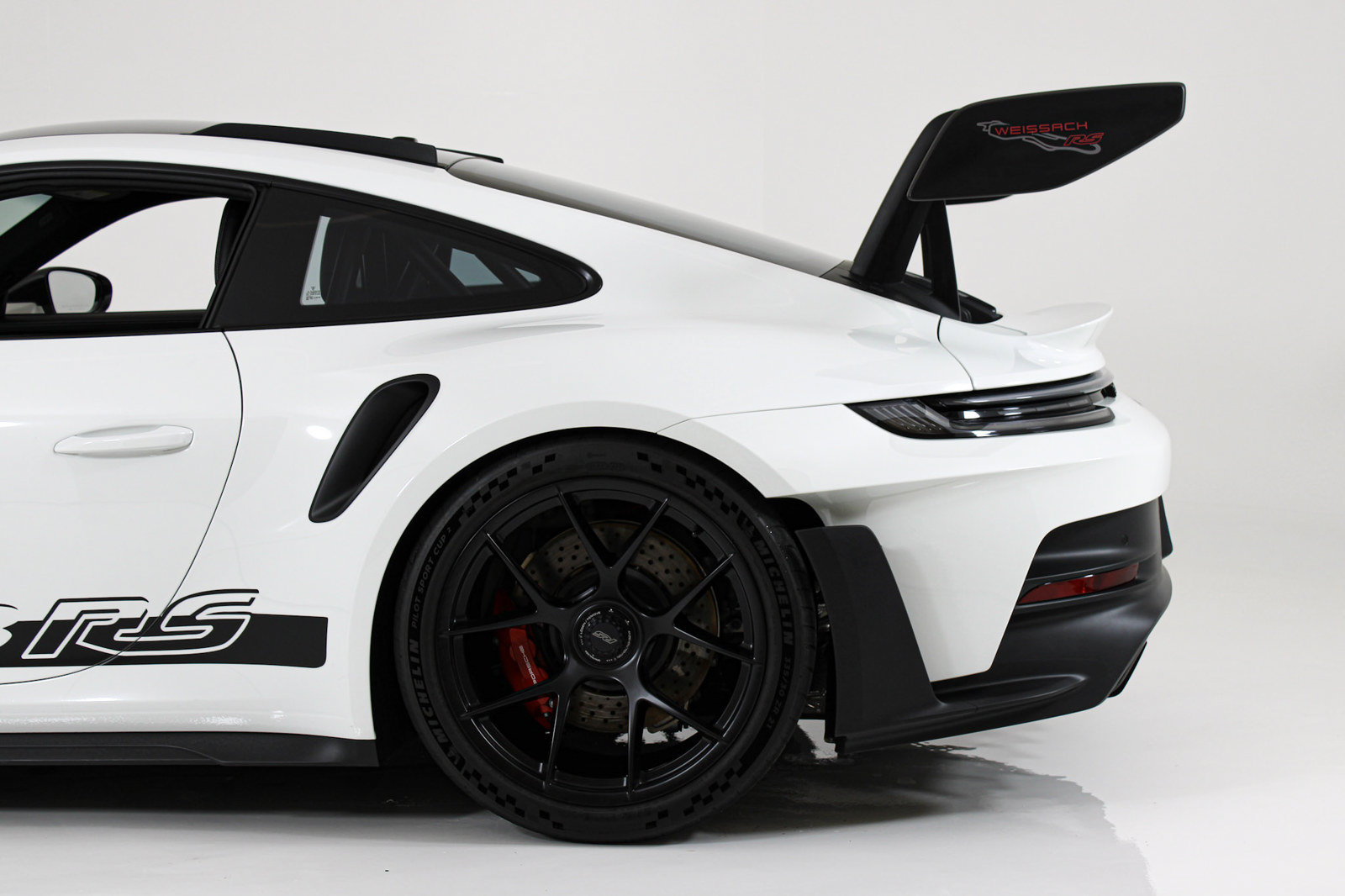 Used 2024 Porsche 911 GT3 RS RWD image 4