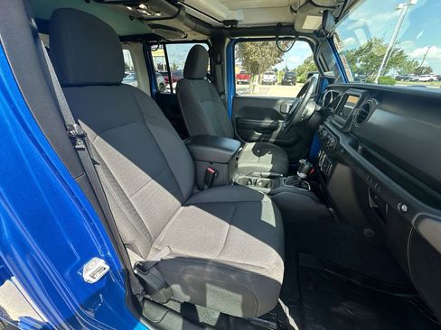 Used 2021 Jeep Wrangler Unlimited Sport image 27