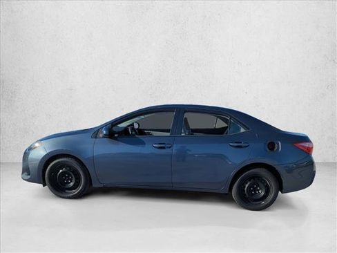 Used 2019 Toyota Corolla LE image 6
