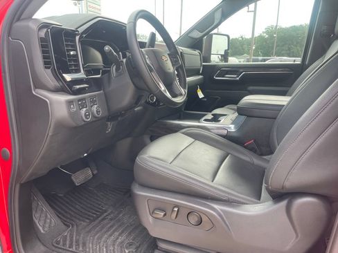 Used 2024 Chevrolet Silverado 3500 LTZ w/ LTZ Plus Package AWD/4WD image 6