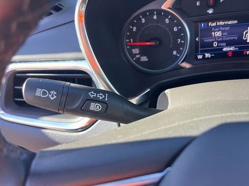 Used 2023 Chevrolet Equinox LT image 15