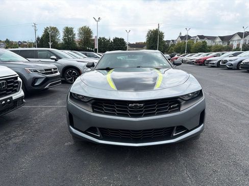 Used 2023 Chevrolet Camaro LT RWD image 1