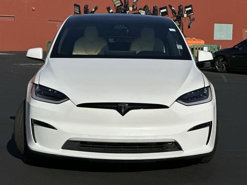 Used 2022 Tesla Model X image 6