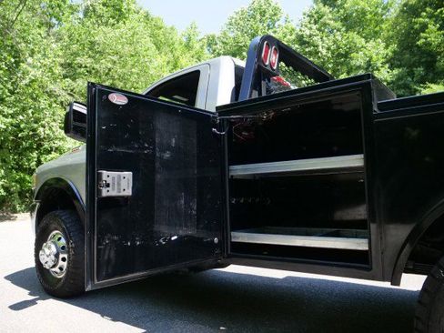 Used 2023 RAM 3500 SLT w/ Quick Order Package 2YG SLT AWD/4WD image 27
