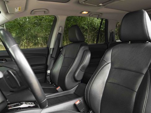 Used 2020 Honda Pilot Elite image 17