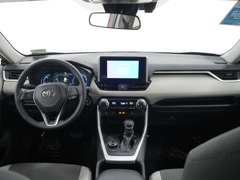 Used 2025 Toyota RAV4 XLE w/ Convenience Package AWD/4WD image 13