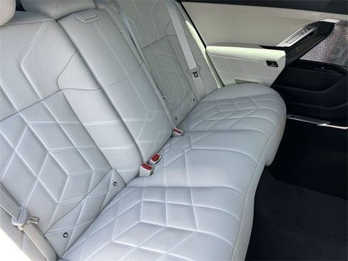 New 2025 BMW 740i image 13