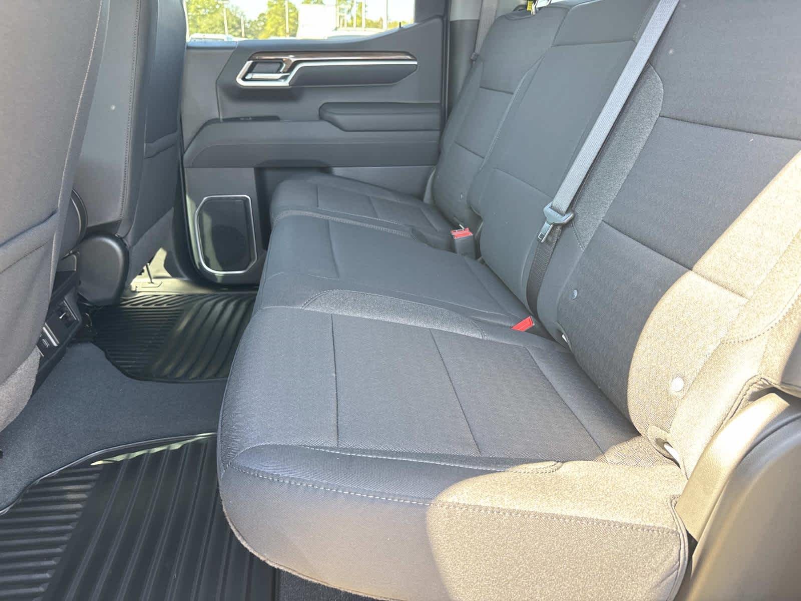New 2026 Chevrolet Silverado 1500 RST AWD/4WD image 8