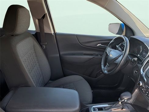 Used 2024 Chevrolet Equinox LT image 11