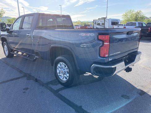 Used 2024 Chevrolet Silverado 3500 LTZ AWD/4WD image 5