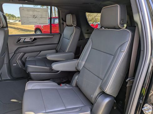 New 2026 Chevrolet Suburban Premier w/ Sun And Tow Package image 15