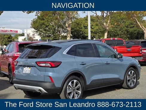 Certified 2023 Ford Escape Platinum image 9