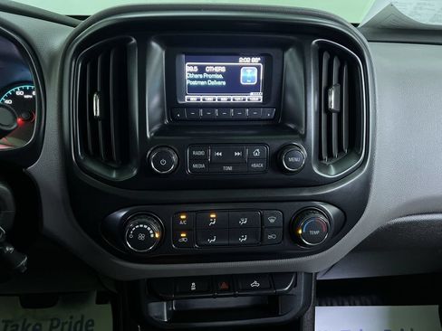 Used 2017 Chevrolet Colorado W/T RWD image 20