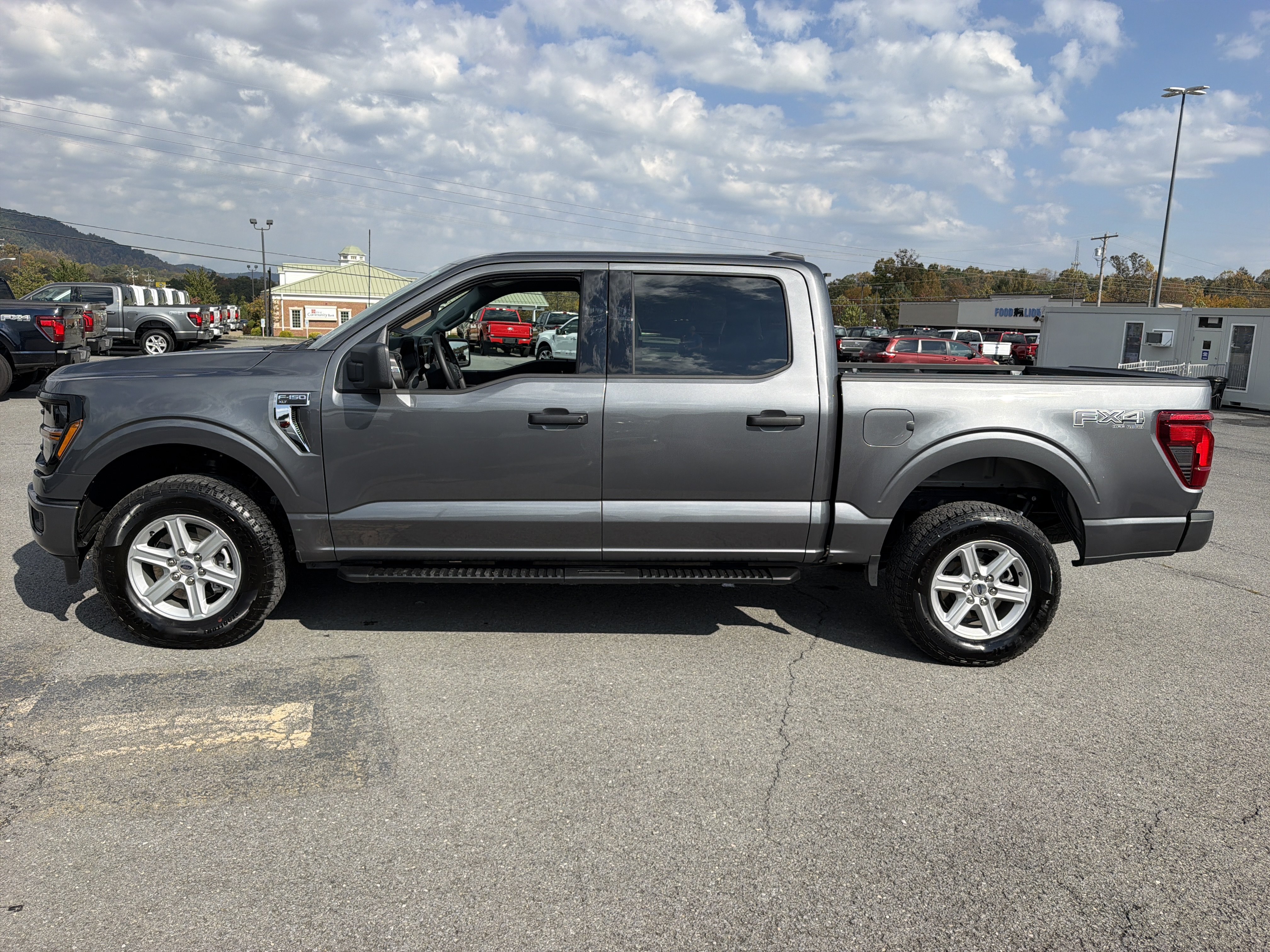 Used 2026 Ford F150 XLT w/ FX4 Off-Road Package AWD/4WD image 9