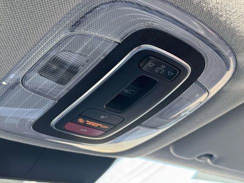 Used 2025 Hyundai Elantra Limited FWD image 21