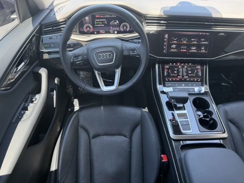 Used 2019 Audi Q8 Premium Plus AWD/4WD image 18