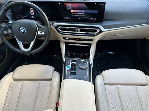 Used 2023 BMW i4 eDrive40 w/ Premium Package RWD image 15