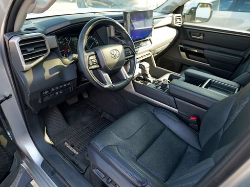 Used 2023 Toyota Tundra Limited AWD/4WD image 21