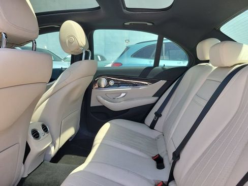 Used 2021 Mercedes-Benz E 350 Sedan image 12