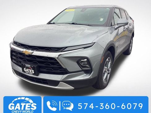Used 2025 Chevrolet Blazer LT image 5