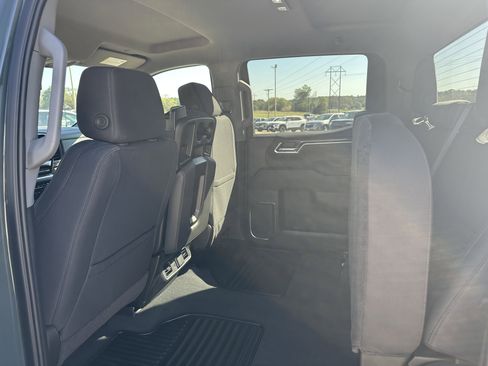 Used 2025 Chevrolet Silverado 1500 LT image 29