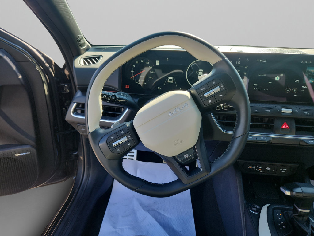 Certified 2025 Kia K4 GT-Line Turbo FWD image 13
