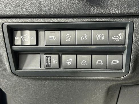 Used 2023 Toyota Tundra SR5 w/ SR5 Premium Package AWD/4WD image 29