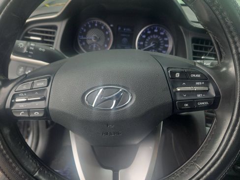 Used 2019 Hyundai Elantra Value Edition w/ Cargo Package FWD image 6