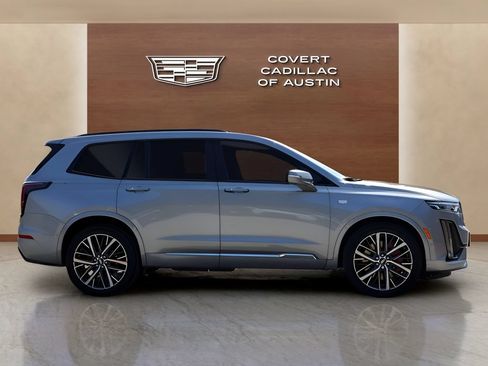 Certified 2024 Cadillac XT6 Sport w/ Platinum Package AWD/4WD image 5