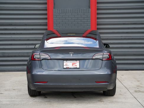 Used 2023 Tesla Model 3 Standard Range RWD image 9