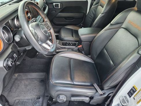 Used 2023 Jeep Gladiator Mojave w/ Cold Weather Group image 10