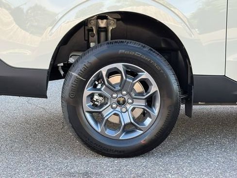 New 2025 Ford Maverick XLT w/ XLT Luxury Package image 4