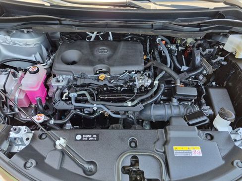 Used 2022 Toyota Sienna Limited FWD image 21
