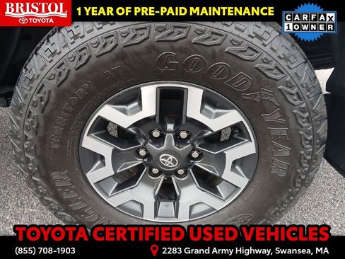 Certified 2023 Toyota Tacoma TRD Off-Road image 13