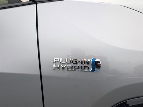 Used 2023 Toyota RAV4 XSE image 10