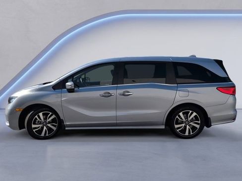 Used 2024 Honda Odyssey Touring image 10