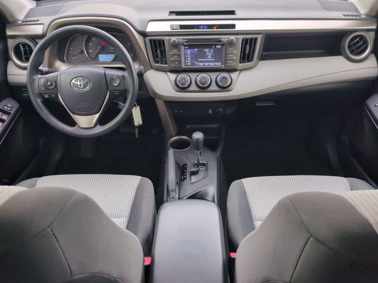 Used 2015 Toyota RAV4 LE AWD/4WD image 14